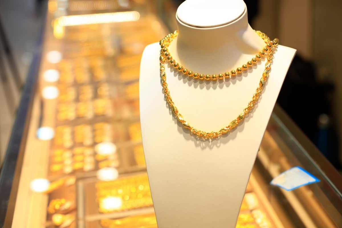O poder dos colares em ouro 18k e 10k no seu visual premium