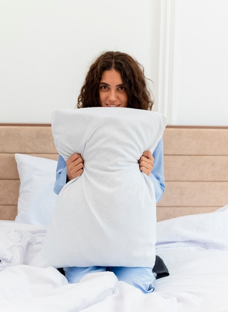 Como Escolher o Travesseiro Ideal: O Segredo da Beleza que Começa no Sono